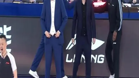 大乐透期号专家推荐：塔图姆3188，亚历山大独木难支，绿军1